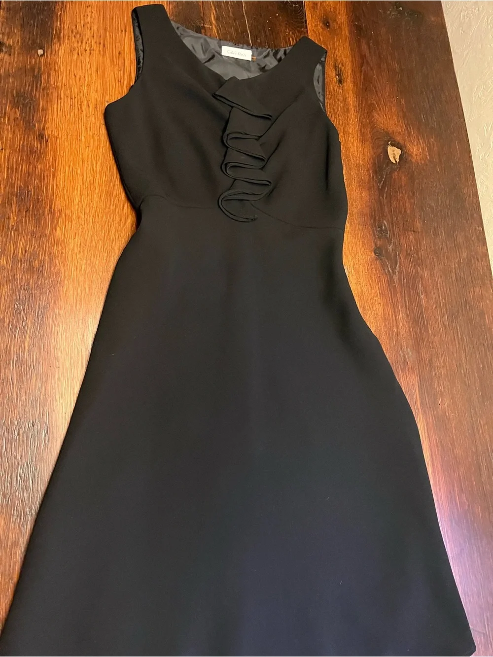 Size 4 Calvin Klein Black Knee Length Sleeveless Party Dress with Front Ruffle